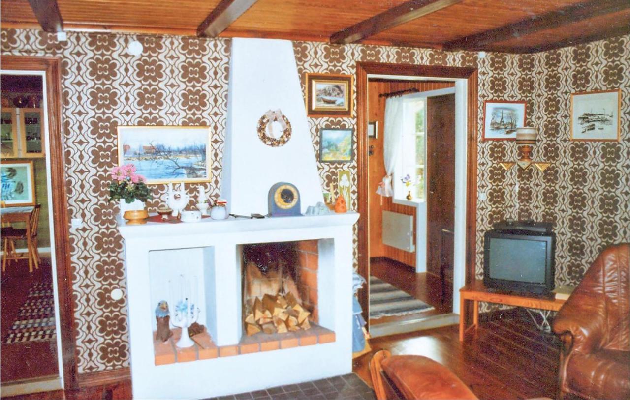 3 Bedroom Beautiful Home In Kristdala Malghult Bagian luar foto